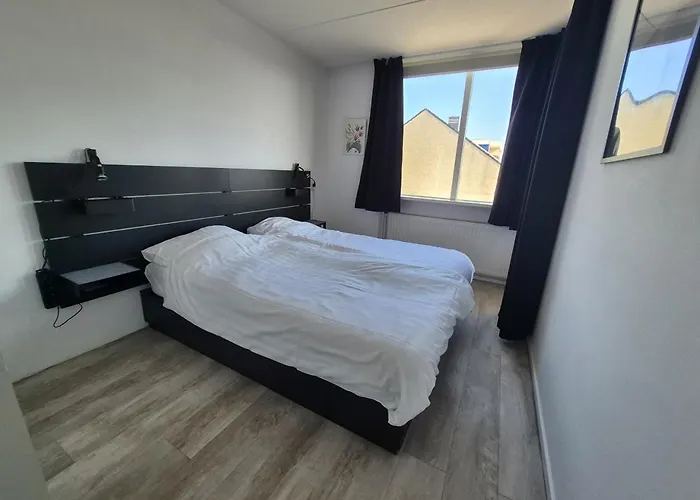 Helmduin 5b * Egmond aan Zee